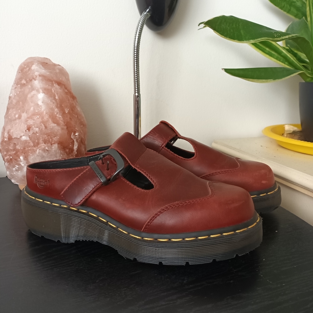 VINTAGE MADE IN ENGLAND Cherry Maryjane Dr. Martens Sandals
